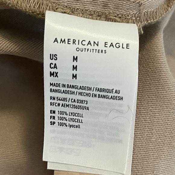 American Eagle Khaki Pullover Shirt Women's Small Petite Casual Top - Picture 7 of 9